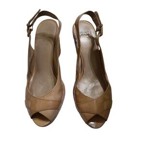 STUART WEITZMAN $399 Women's Beige Patent Leather Excise Wedge Sandals 9.5 S1